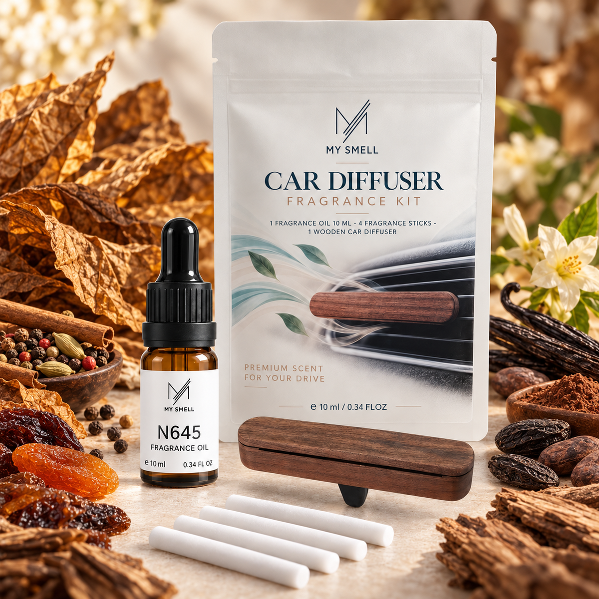 MY SMELL N645 – zestaw zapachowy do samochodu: olejek 10 ml, drewniany dyfuzor i cztery wkłady bawełniane, otoczenie nawiązujące do nut głowy, serca i bazy